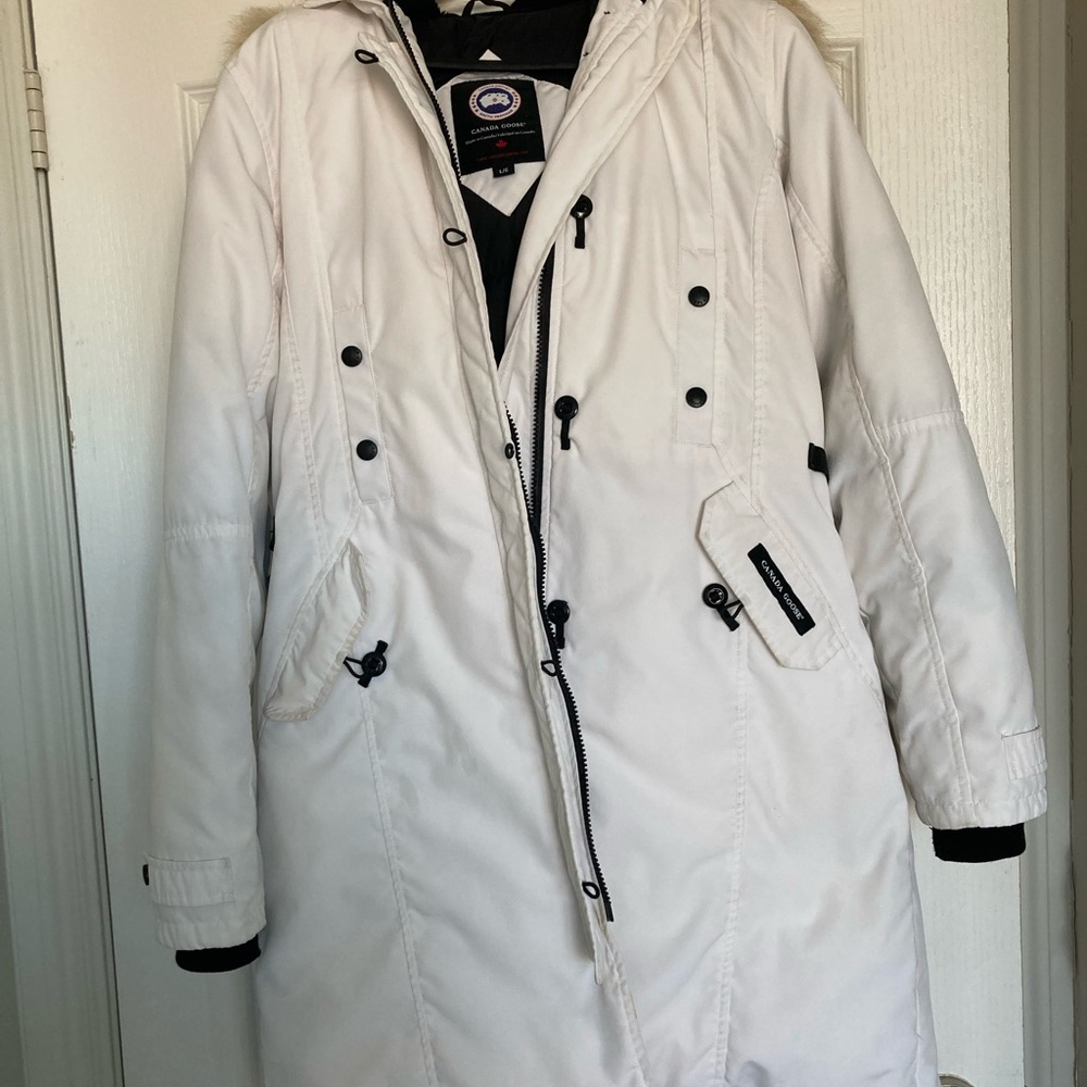 Canada Goose Women's White  Jacket Parka